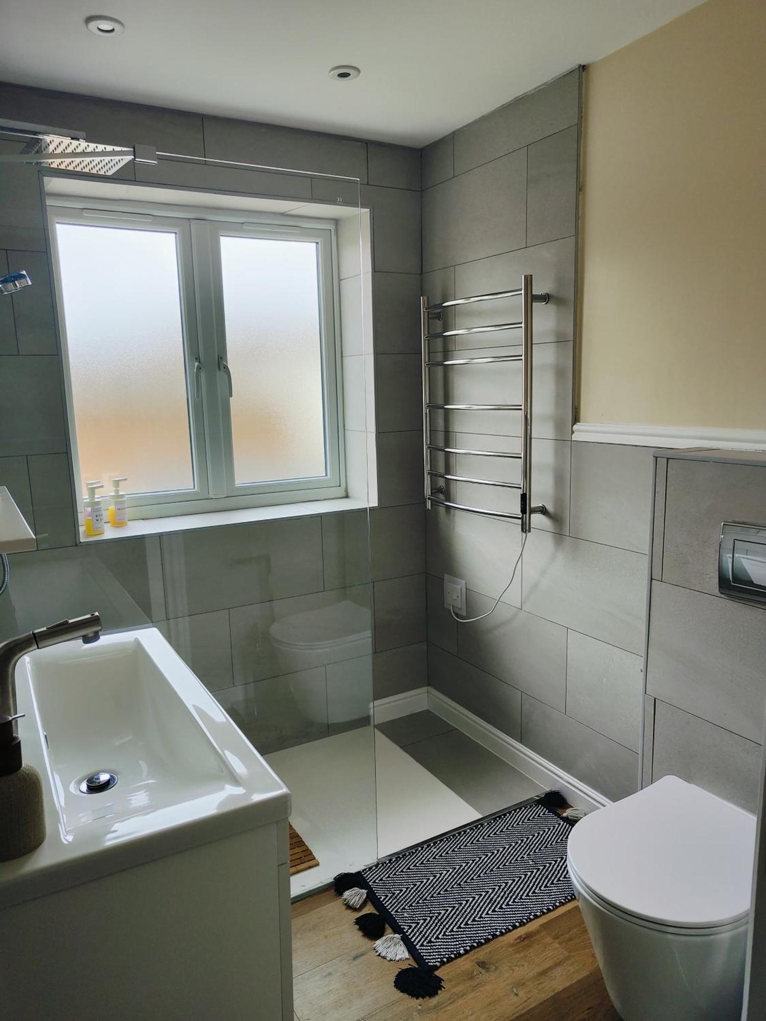 Deluxe Double Room with Shower
